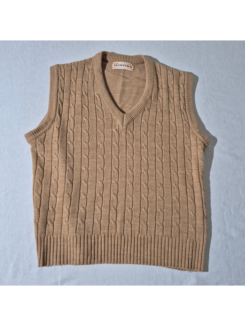 Mervyn's Men's S Small tan cable knit sweater vest